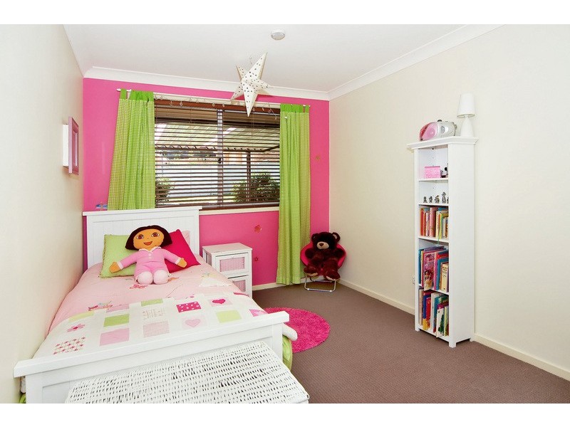 2 G F Nott Close, Armidale NSW 2350