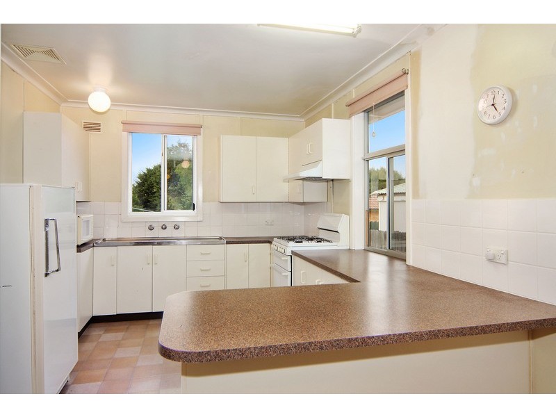 17 Jones Avenue, Armidale NSW 2350