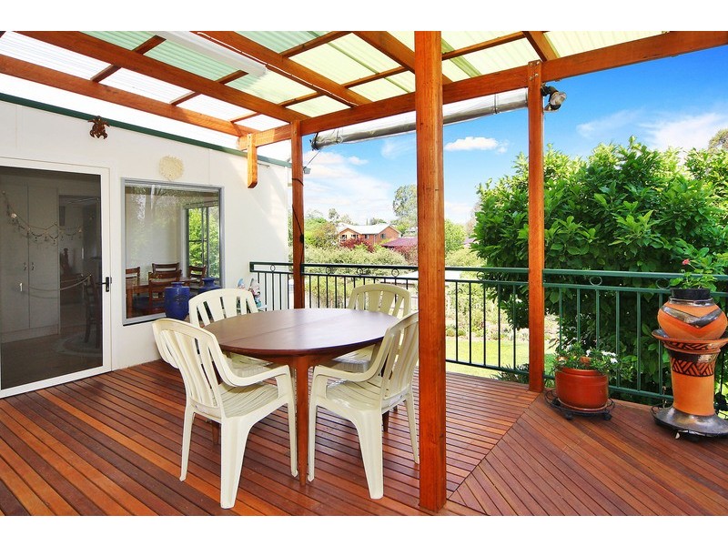 27 Dangar Street, Armidale NSW 2350