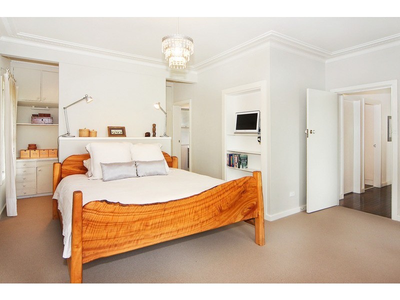 52 Garibaldi St, Armidale NSW 2350