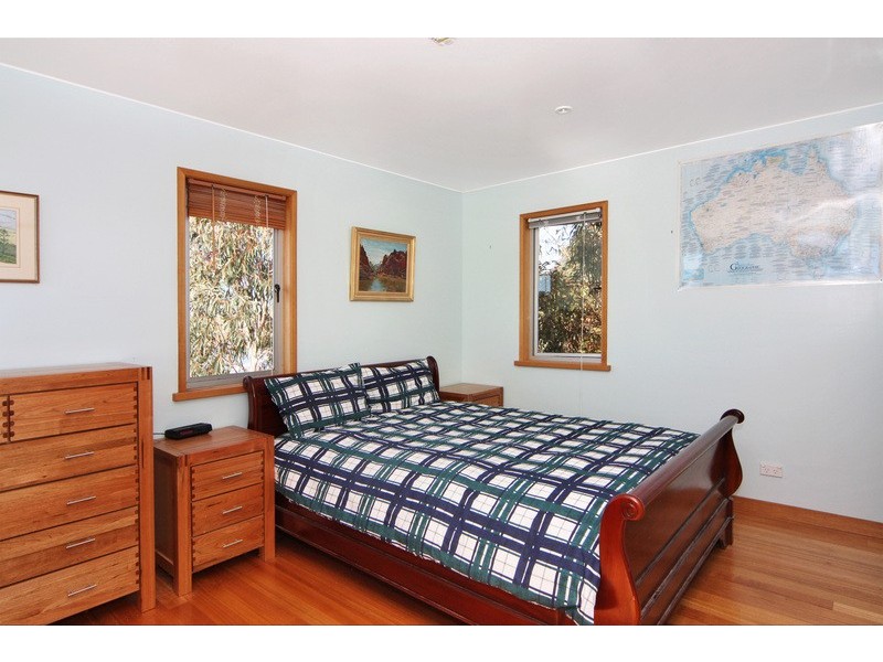 28 Meadow Rd, Armidale NSW 2350