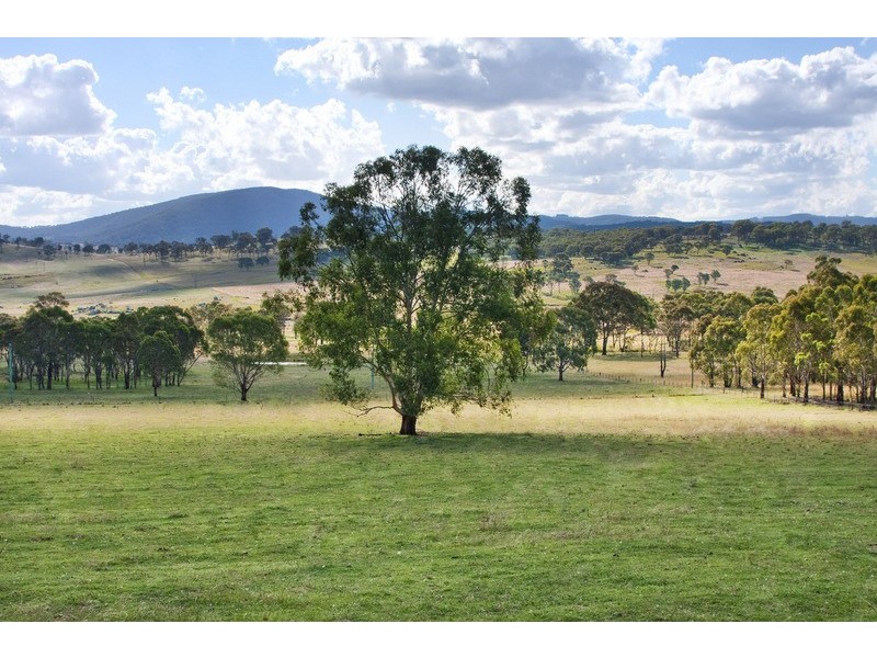 518 Puddledock Rd, Armidale NSW 2350