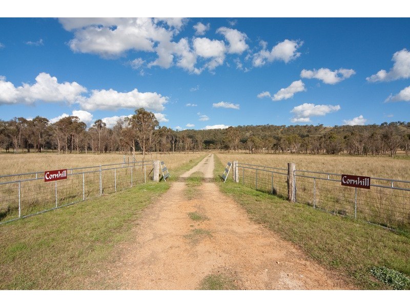 518 Puddledock Rd, Armidale NSW 2350