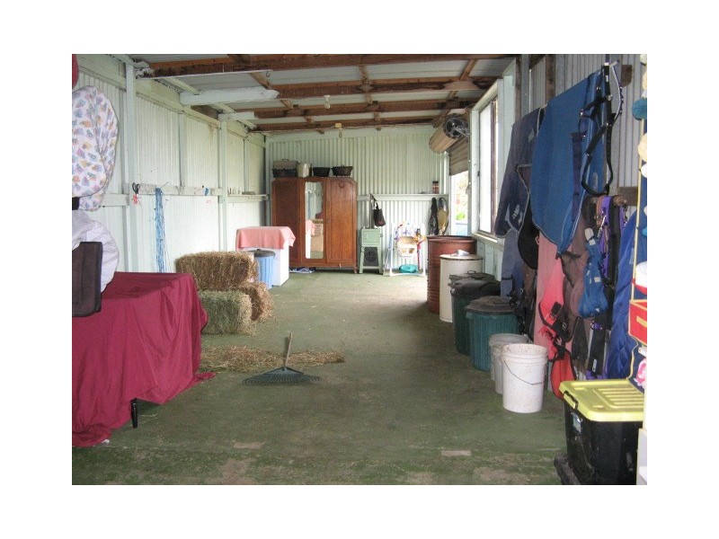 37 Blue Knobby Road, Enmore NSW 2350