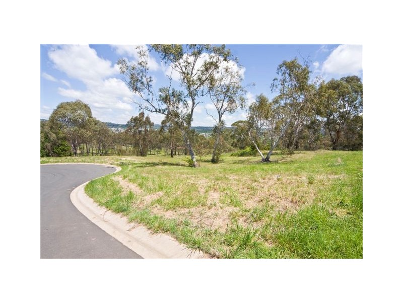 6,8 and 9 Illalangi Close, Armidale NSW 2350