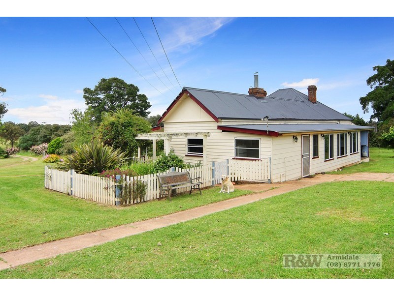 163  Rock Abbey Road, Uralla NSW 2358