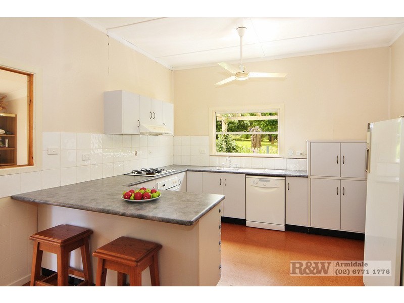 163  Rock Abbey Road, Uralla NSW 2358