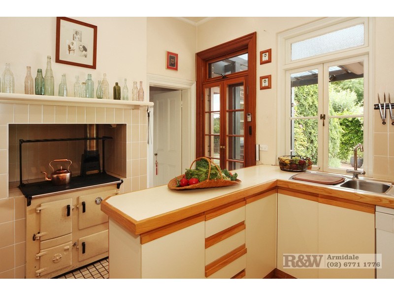 52 Lynches Road, Armidale NSW 2350