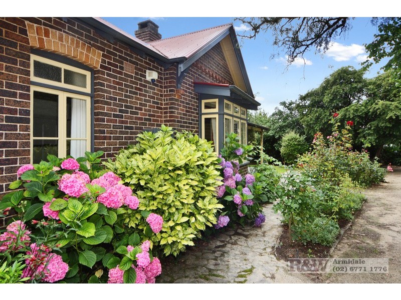 52 Lynches Road, Armidale NSW 2350