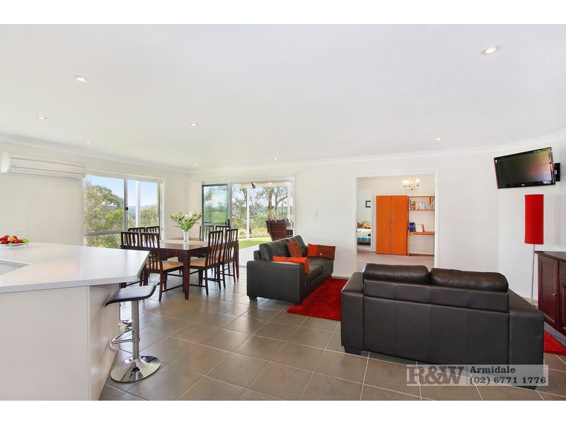 79 Ash Tree Drive, Armidale NSW 2350