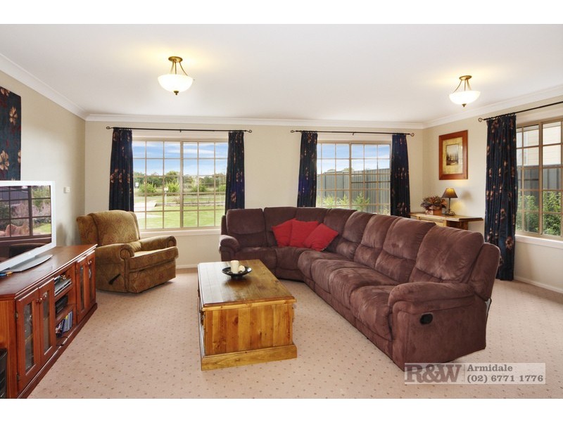 1 Munro Avenue, Uralla NSW 2358