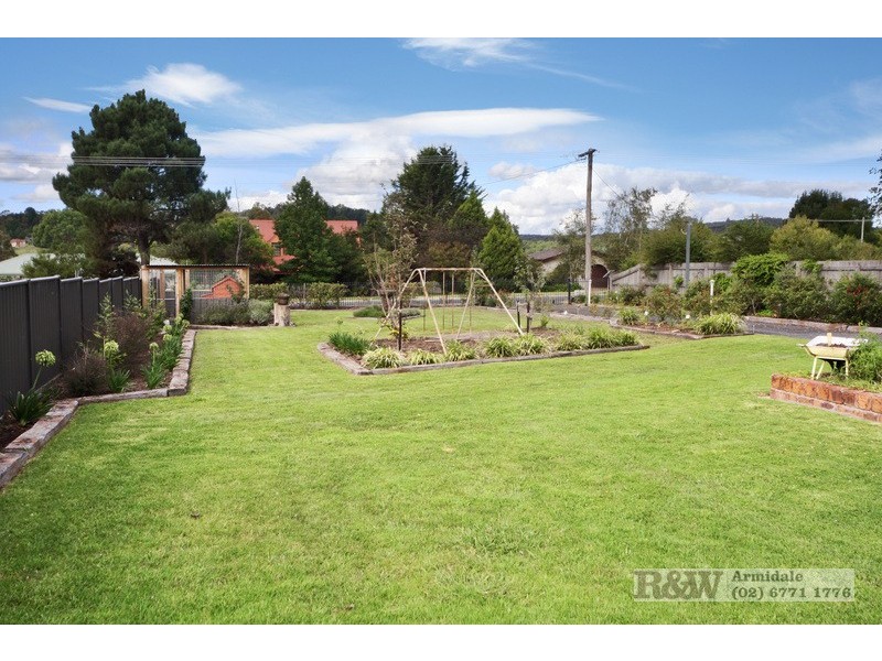 1 Munro Avenue, Uralla NSW 2358