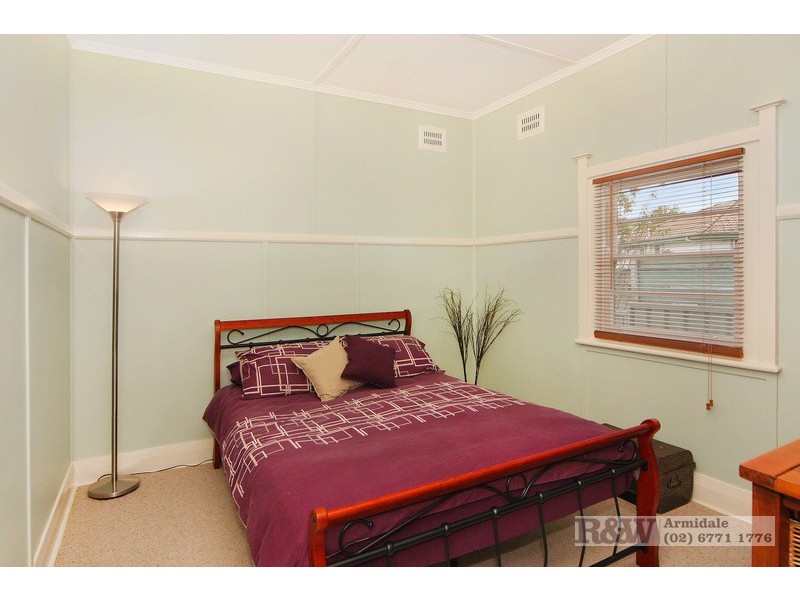 20 Crescent Street, Armidale NSW 2350