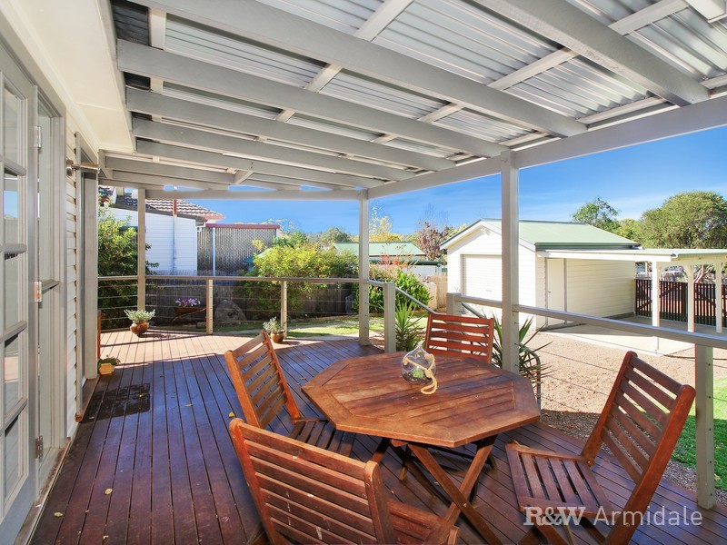 20 Crescent Street, Armidale NSW 2350