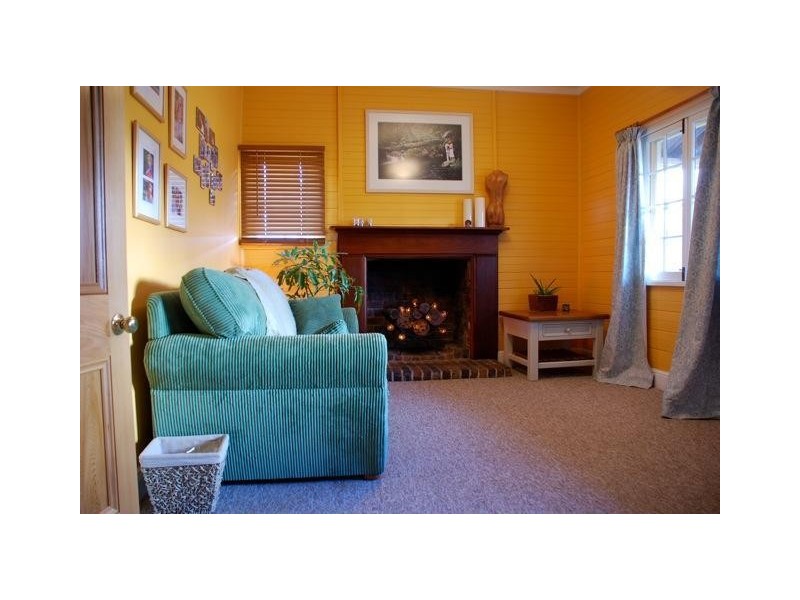 29 Queen Street, Uralla NSW 2358