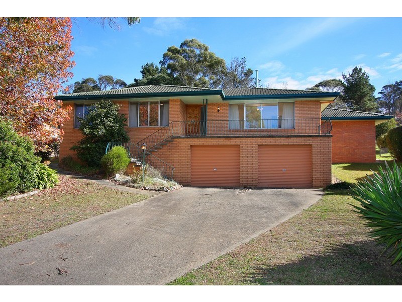 29 Campion Parade, Armidale NSW 2350