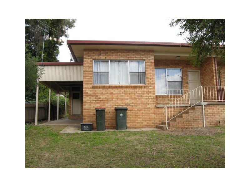 1/14 Chestnut Avenue, Armidale NSW 2350