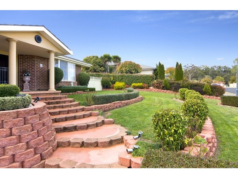 23 Norris Drive, Armidale NSW 2350