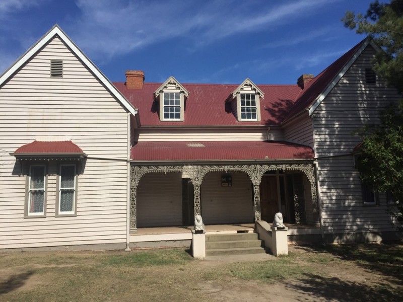 18 Salisbury Street, Uralla NSW 2358