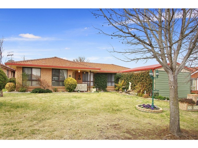 8 Patricia Close, Armidale NSW 2350