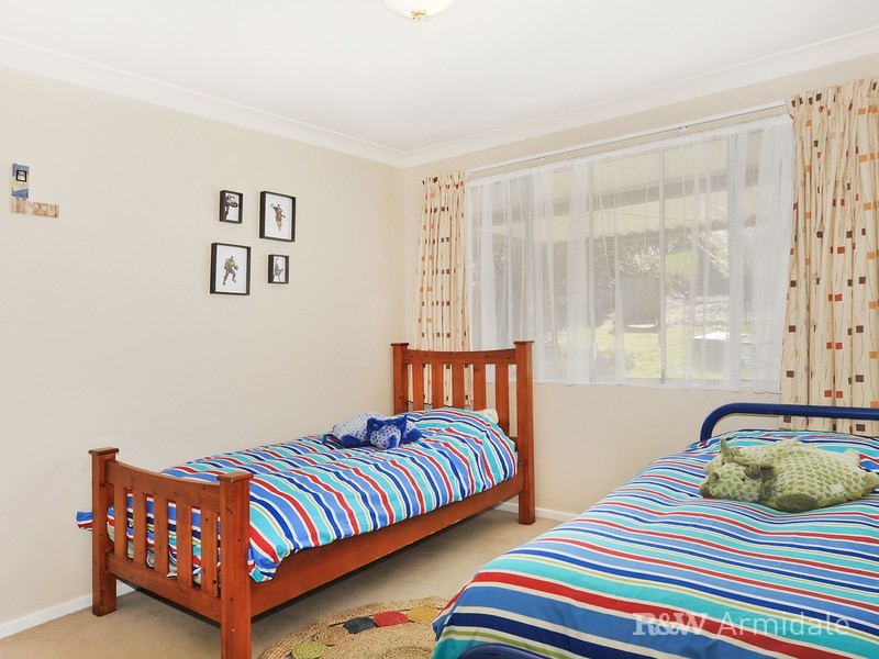19 Campion Parade, Armidale NSW 2350
