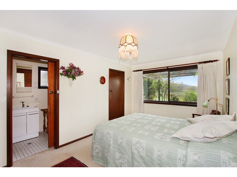 47 Bellewood Road, Armidale NSW 2350