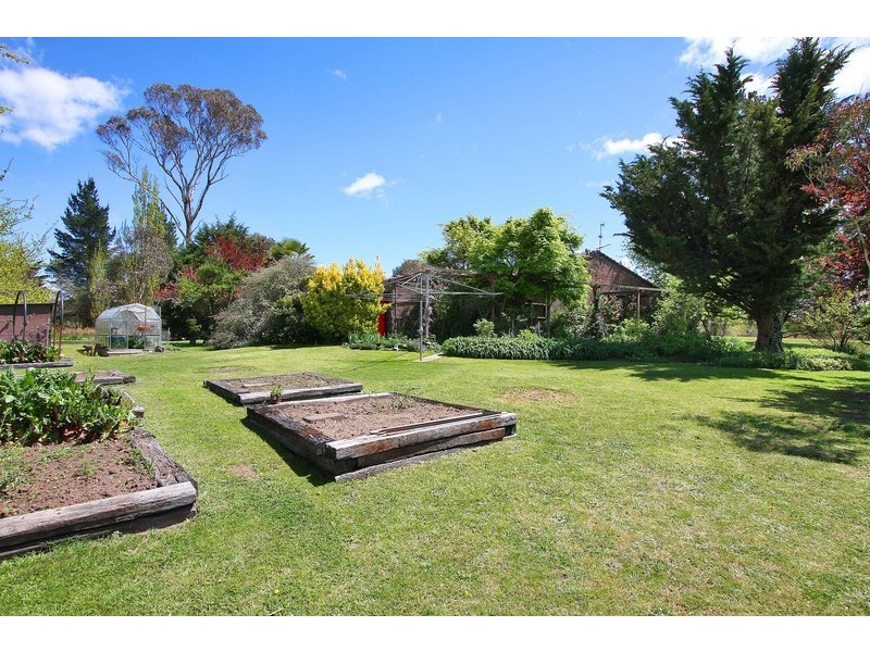 47 Bellewood Road, Armidale NSW 2350