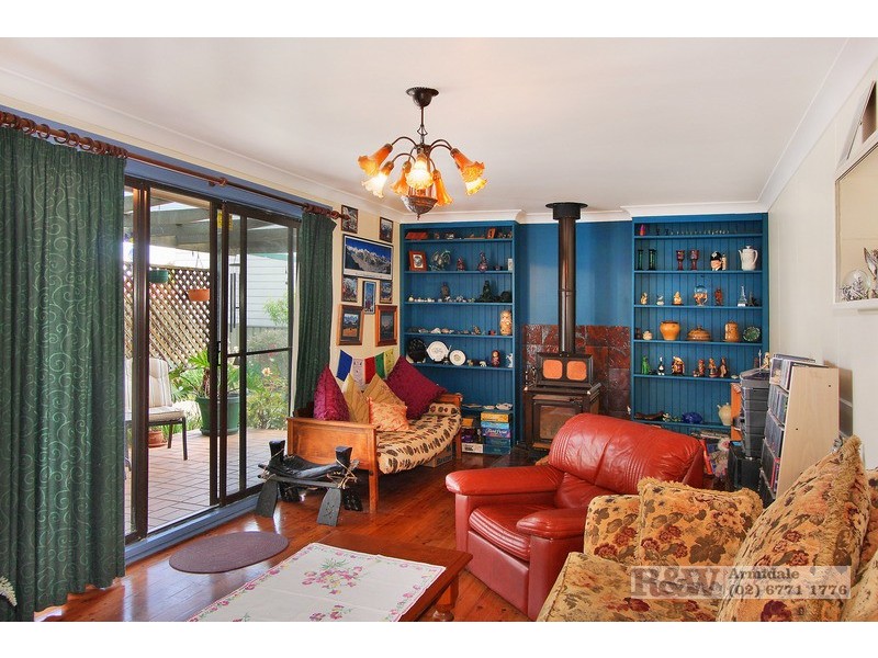 1 Monkton Avenue, Armidale NSW 2350