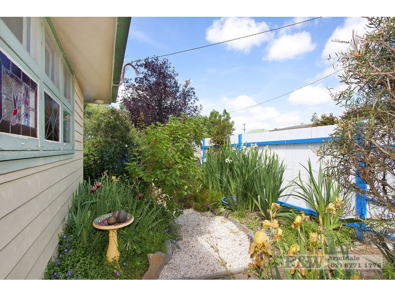 1 Monkton Avenue, Armidale NSW 2350