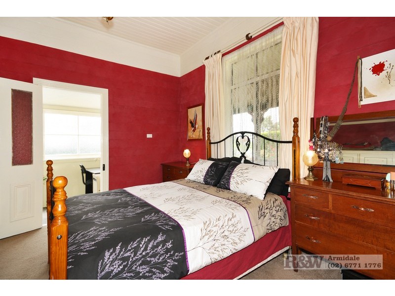 97 Bridge Street, Uralla NSW 2358