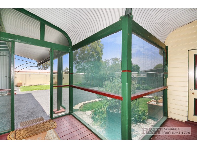 97 Bridge Street, Uralla NSW 2358