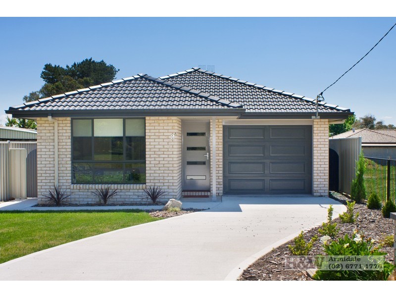 3a Dumaresq Street, Uralla NSW 2358