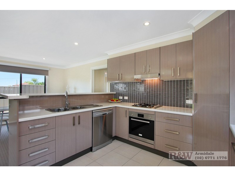 3a Dumaresq Street, Uralla NSW 2358