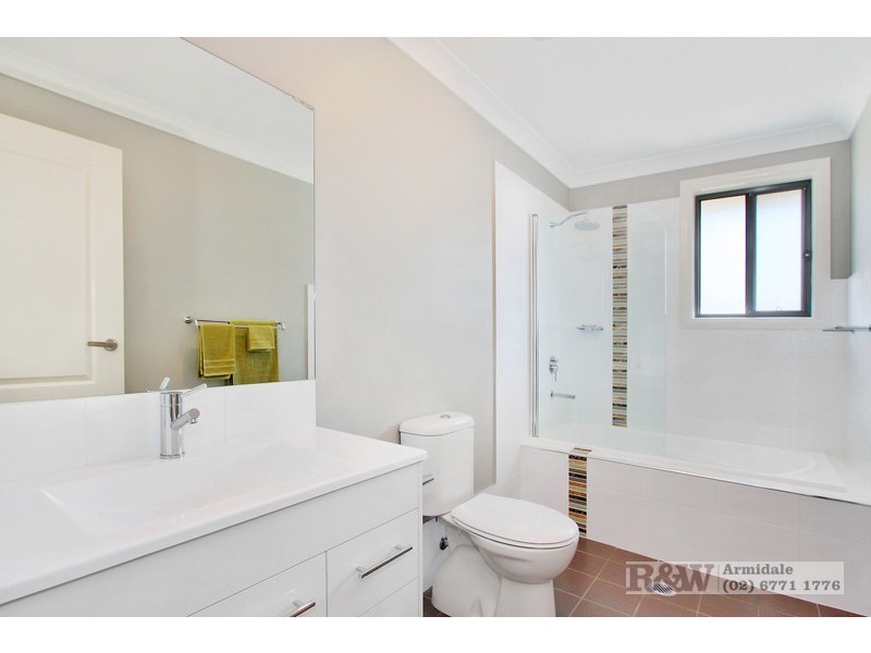 3a Dumaresq Street, Uralla NSW 2358