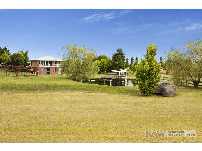 4 Sandon Close, Uralla NSW 2358