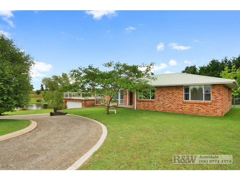 4 Sandon Close, Uralla NSW 2358