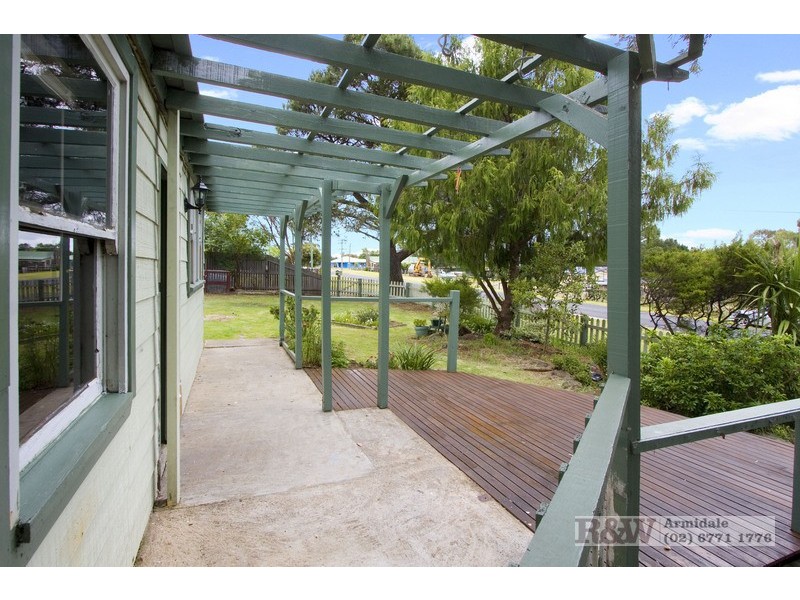 24 Fitzroy Street, Uralla NSW 2358