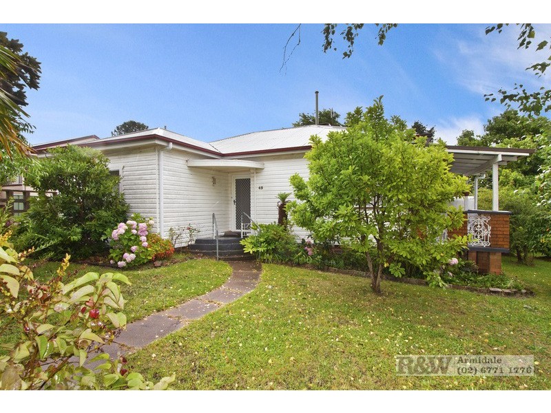 43 Uralla Street, Uralla NSW 2358