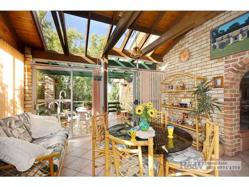 20 Inces Road, Armidale NSW 2350