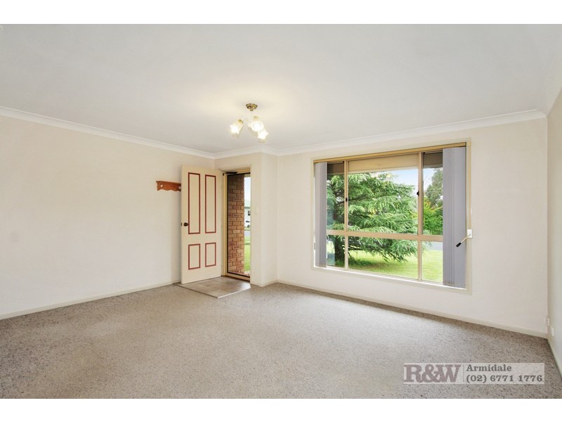 5 Samuelson Crescent, Armidale NSW 2350