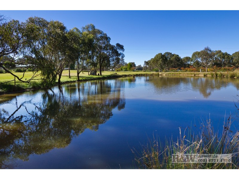 12 Panhandle Road, Uralla NSW 2358