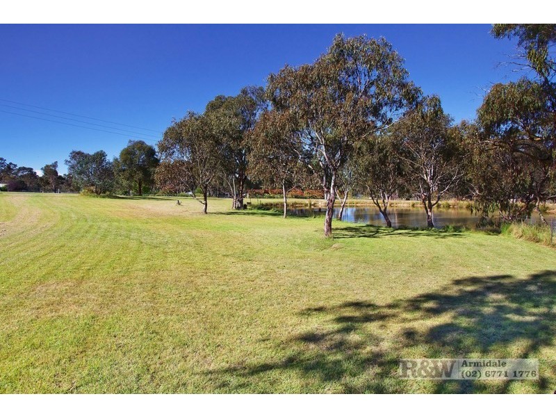 12 Panhandle Road, Uralla NSW 2358