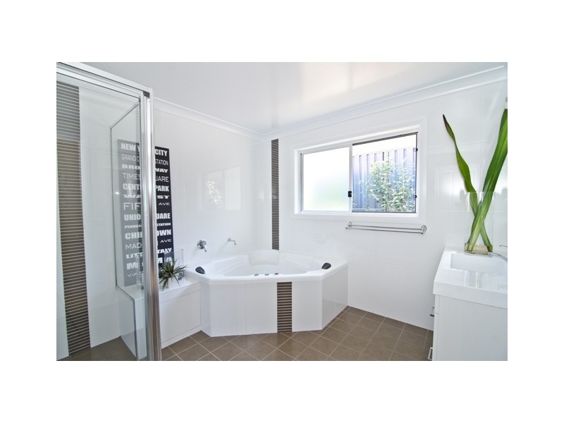 3 McCarthy Crescent, Armidale NSW 2350