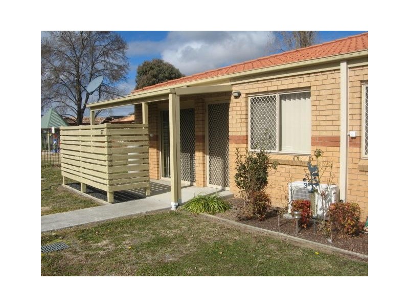 37/80 Queen Elizabeth Drive, Armidale NSW 2350