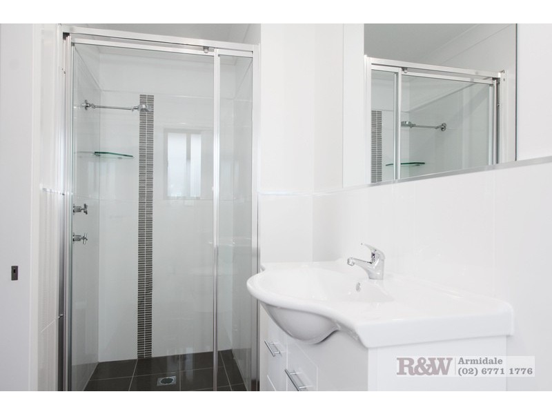 23 Netherton Park Ave, Armidale NSW 2350