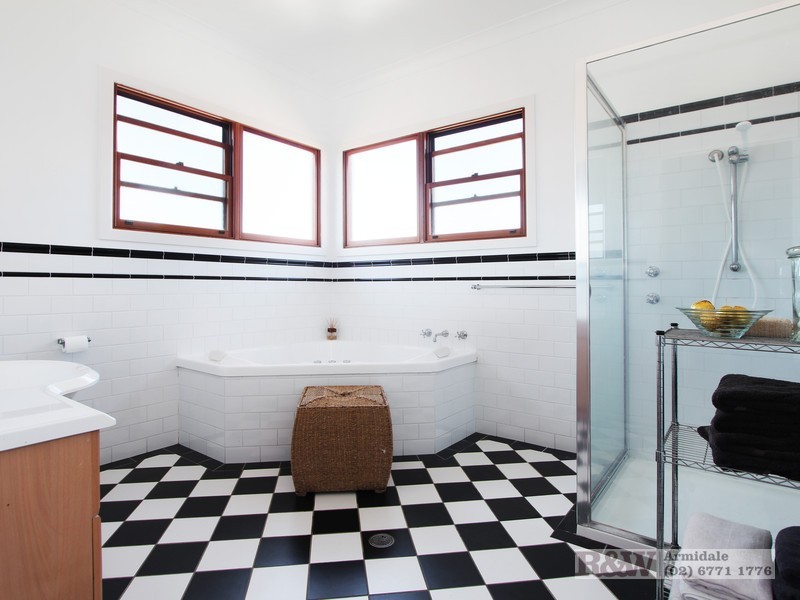 203 Faulkner Street, Armidale NSW 2350
