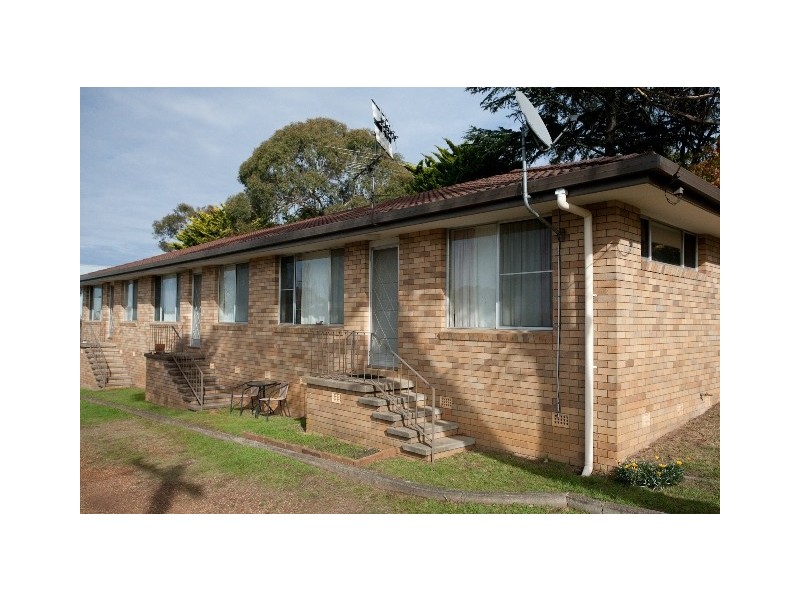 3/12 College Avenue, Armidale NSW 2350