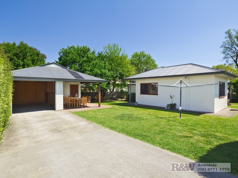42 Kirkwood Street, Armidale NSW 2350