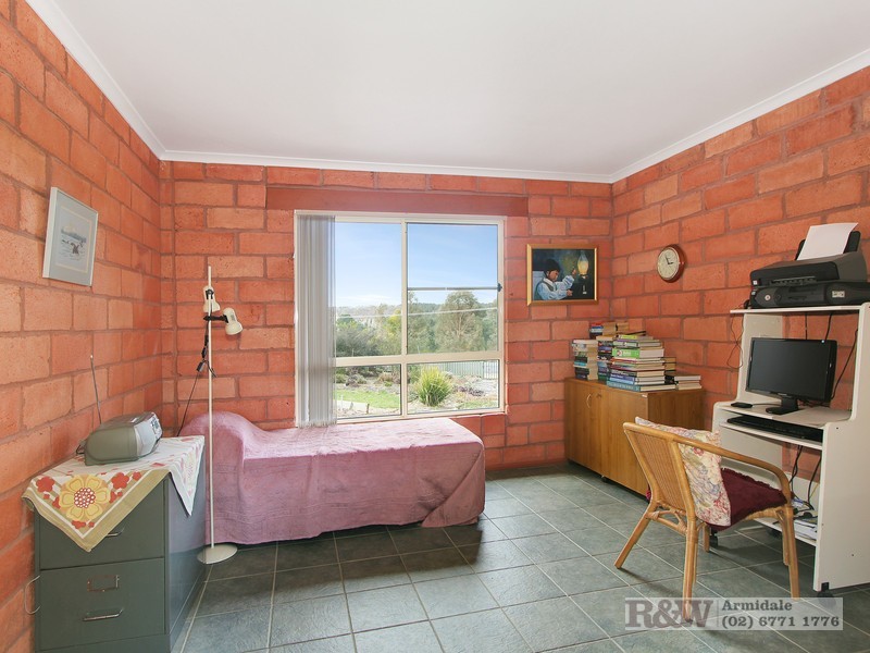 64 John Street, Uralla NSW 2358