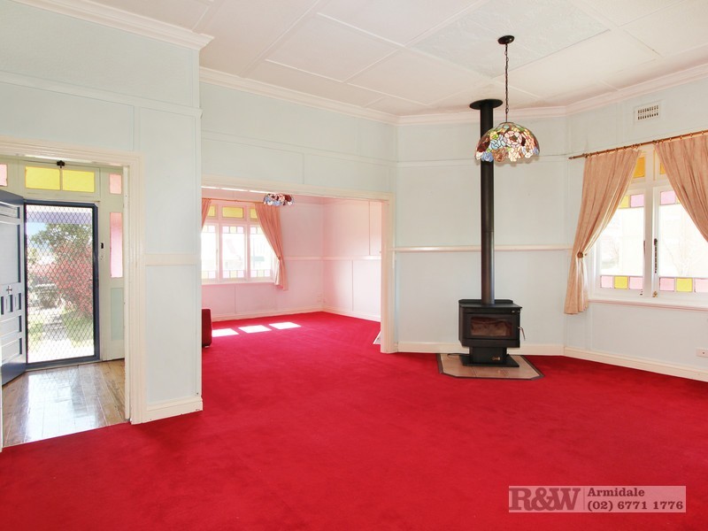 30 Bridge Street, Uralla NSW 2358